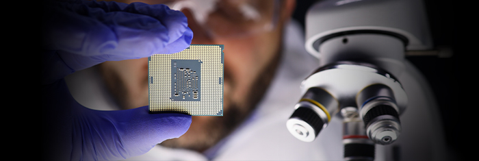 The Role of Semiconductors in Microchip Implants: A Journey into the Future of Biomedicine